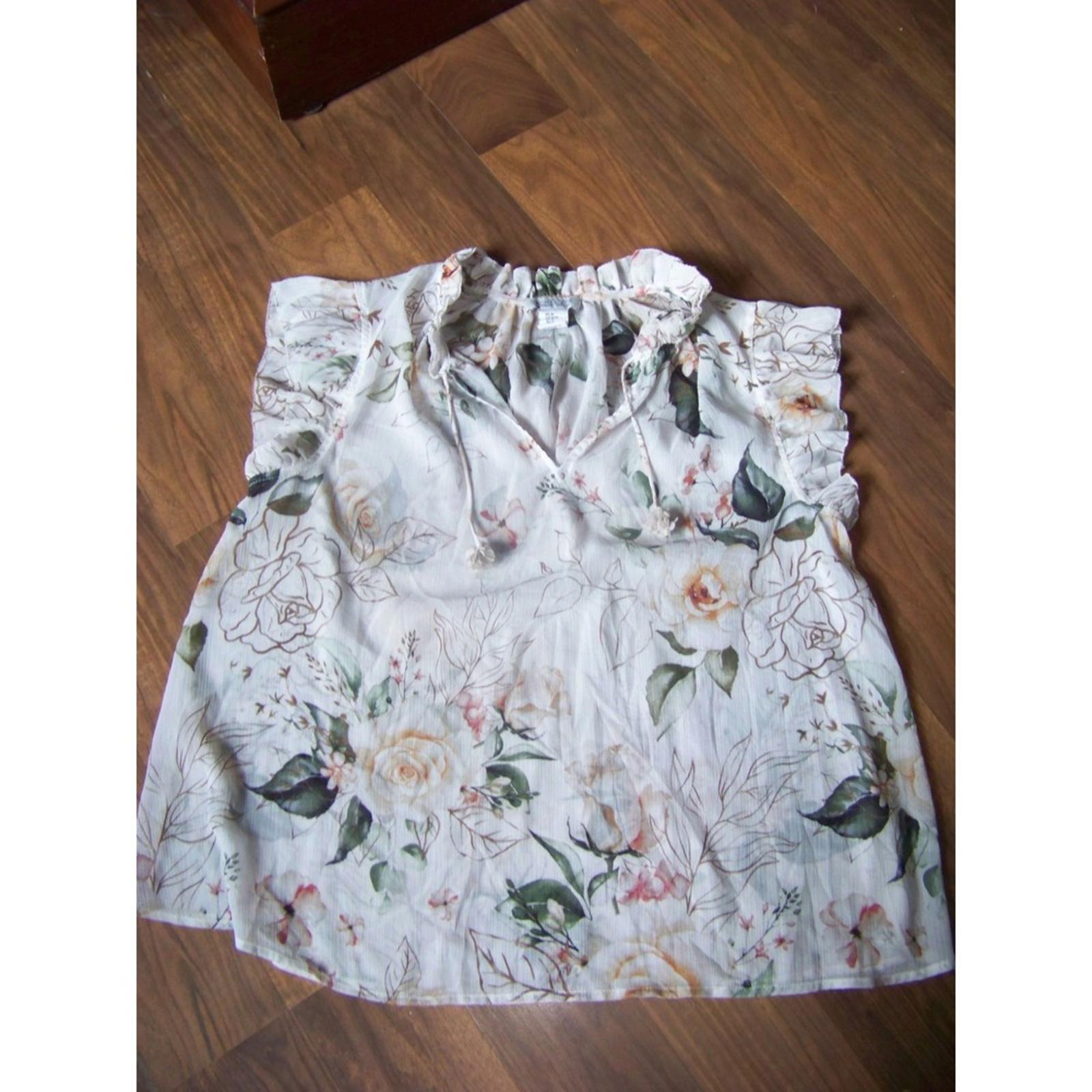 Rachel Zoe Floral Ruffle Sleeve Blouse Size M Romantic Boho Chic Top