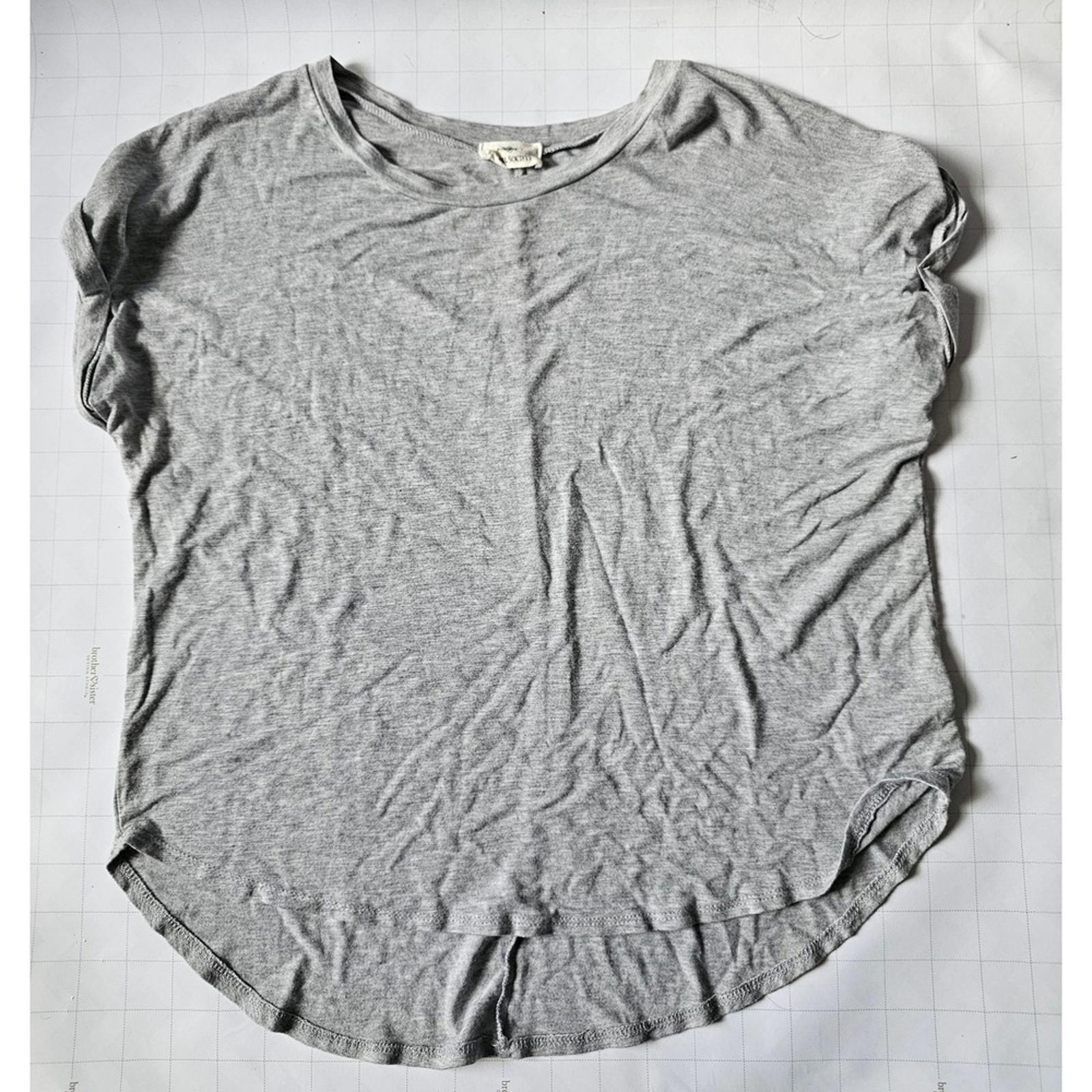 Rebel Society Gray T Shirt Large Casual Short Sleeve Crew Neck