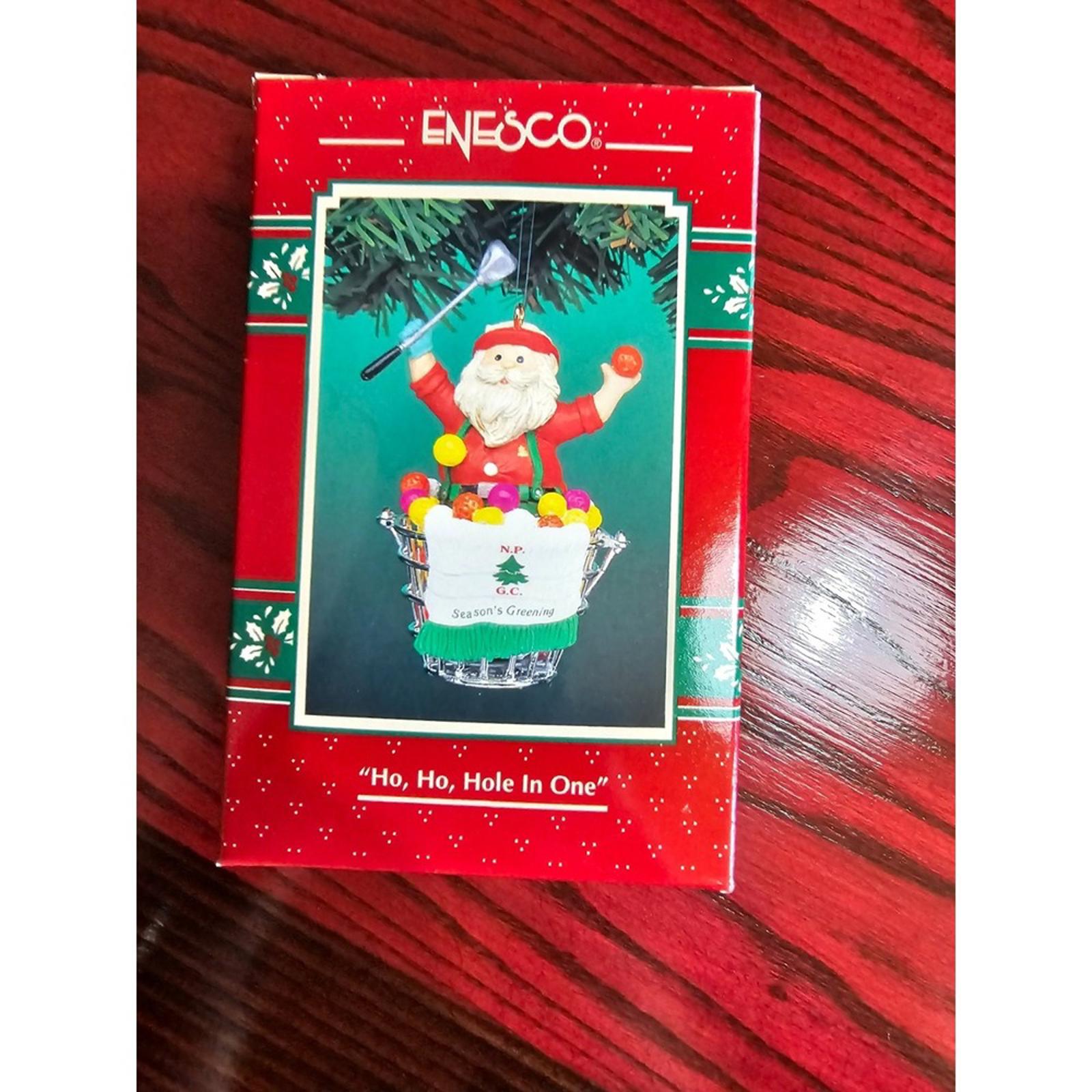 1995 Enesco Ho Ho Hole In One Golfing Santa Ornament Treasury Collection