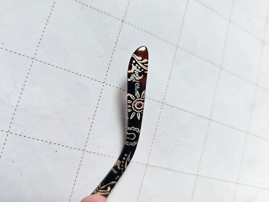 Stylish Floral-Patterned Women's Sunglasses