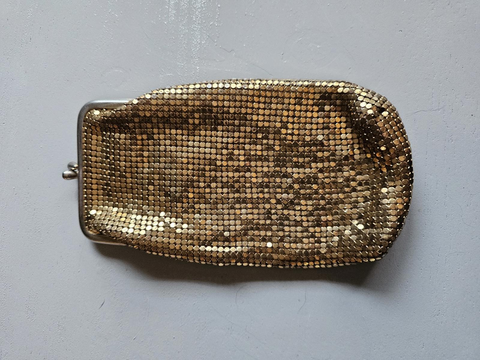 Vintage Gold Mesh Kiss-Lock Eyeglass Case / Evening Clutch – Peach Lining
