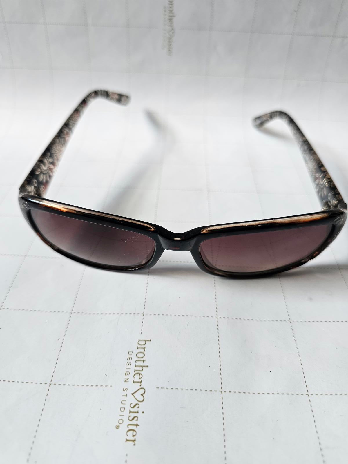Stylish Floral-Patterned Women's Sunglasses