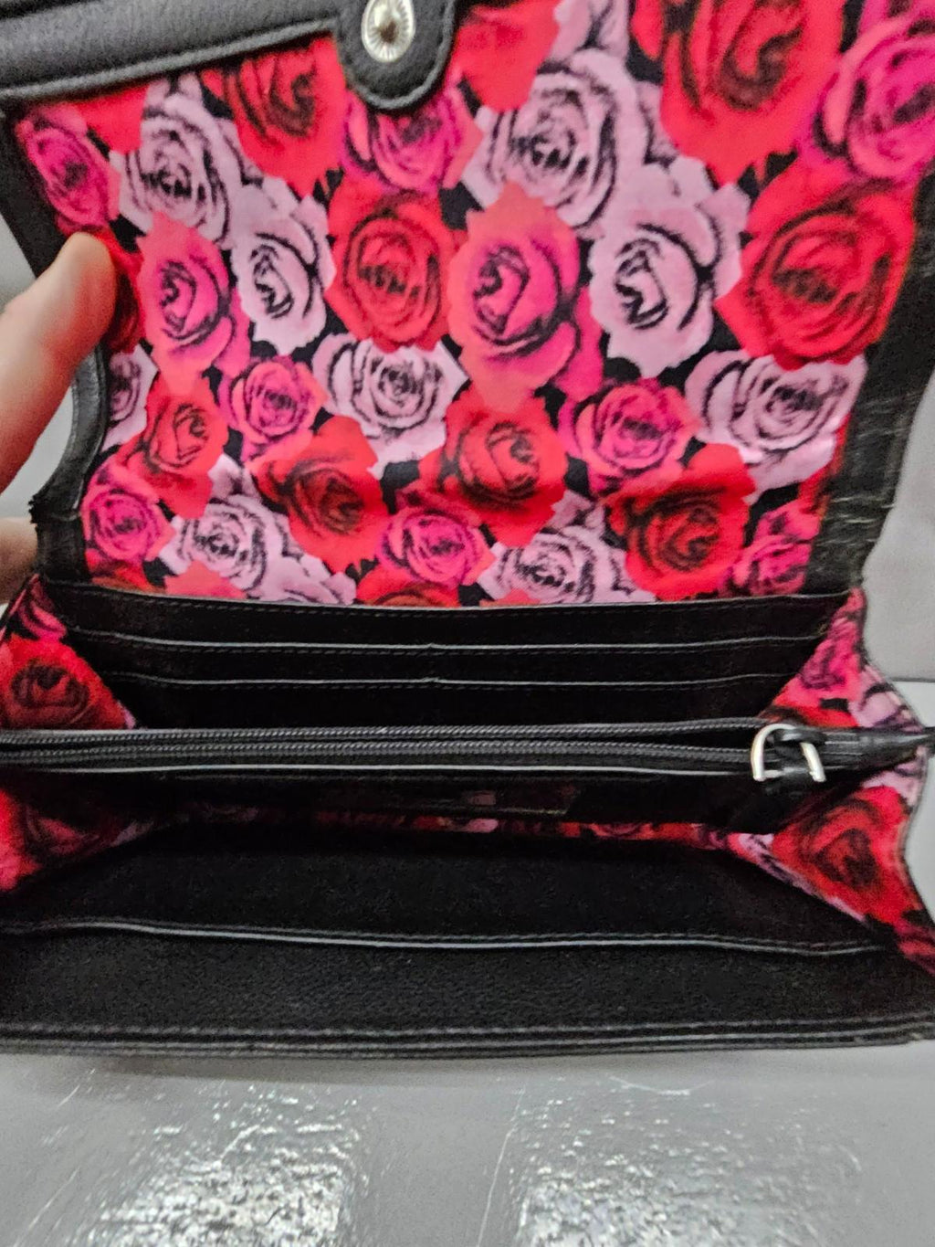Vera Bradley Black Leather & Polka Dot Wallet – Rose Interior, Zip Pocket