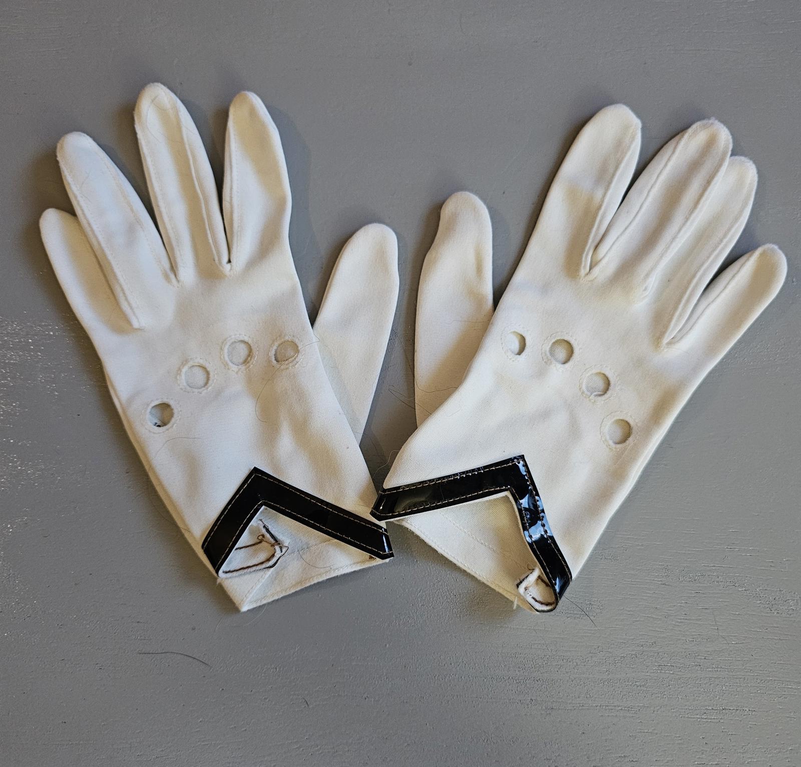 Vintage White Nylon Dress Gloves with Black Chevron Trim Size 8 Made in USA