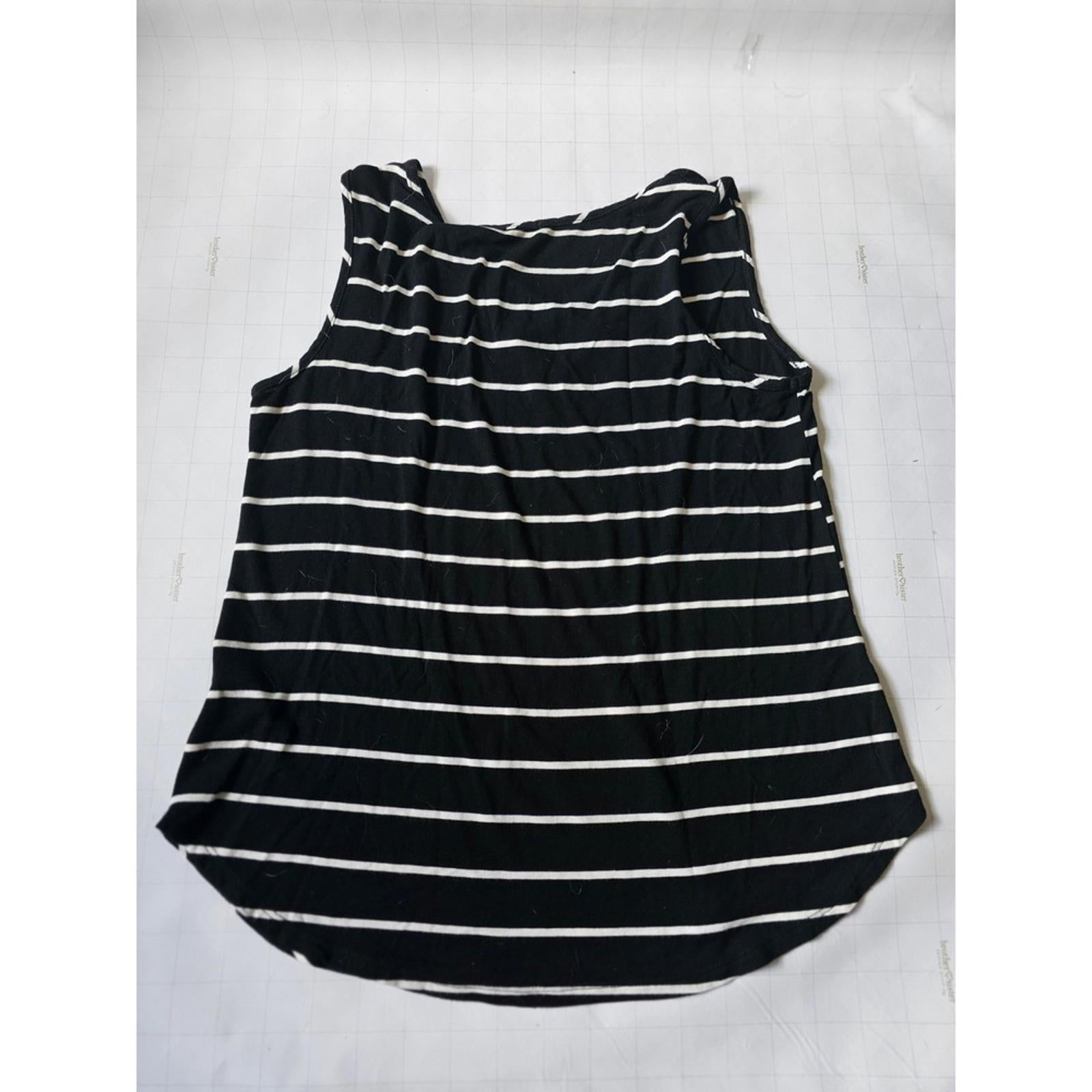 Emory Park Women's Sleeveless Black & White Striped Tank Top – Size Small