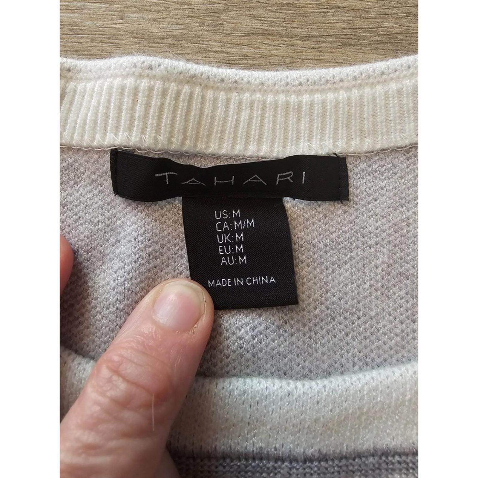 Tahari Taupe Cream Checkered Block Sweater Women's Medium