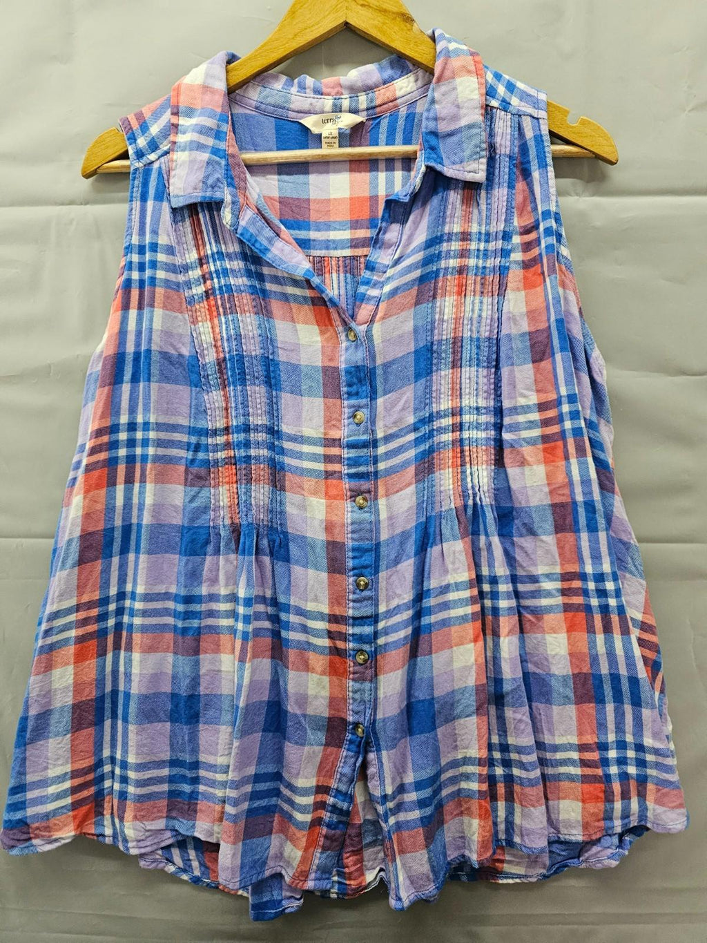 Terra & Sky Sleeveless Plaid Button-Front Top Red, Blue & Purple Women’s 1X