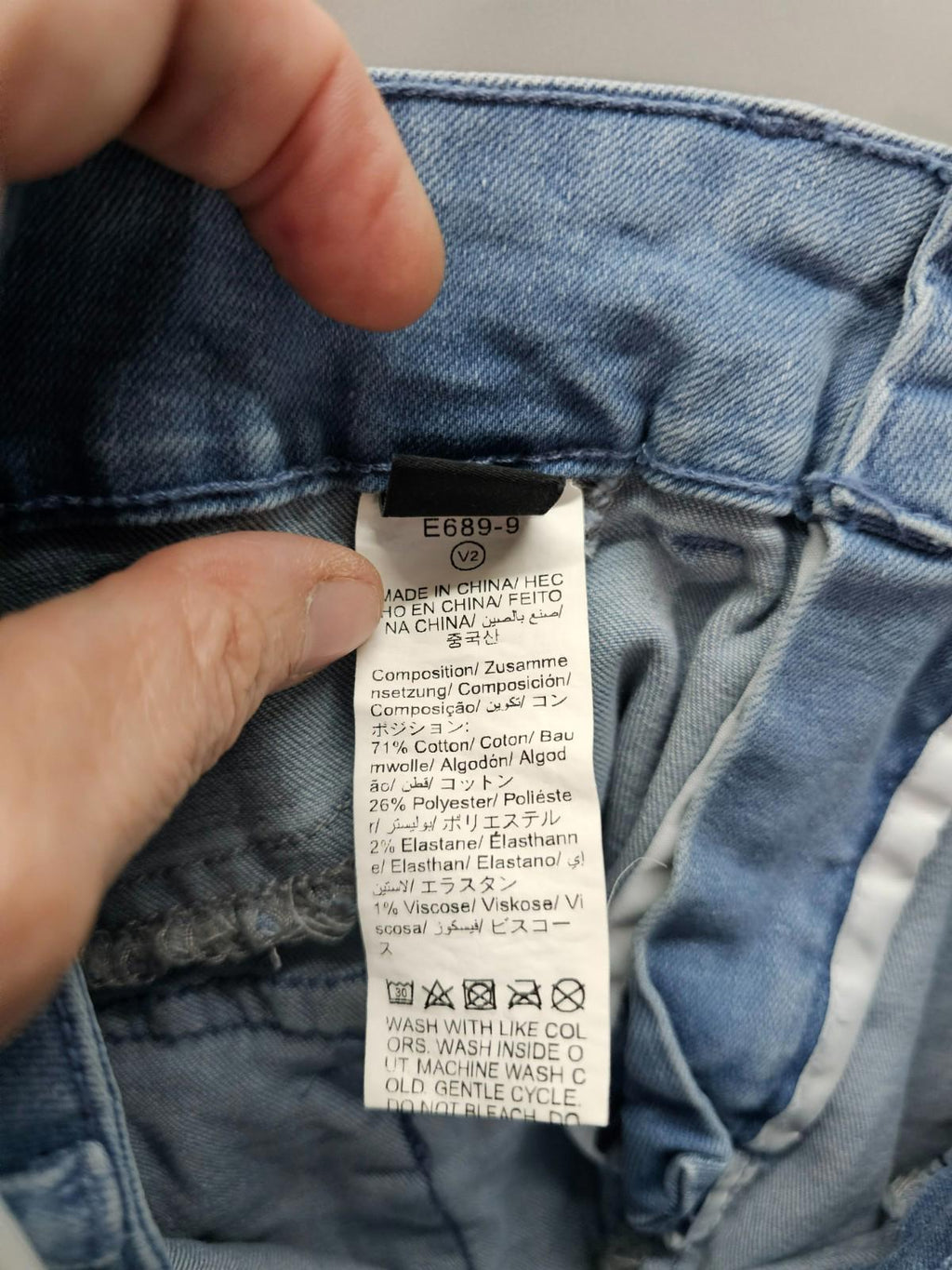 SHEIN Light Wash Denim Mini Skirt Cargo Pockets Women’s Medium (US 6)