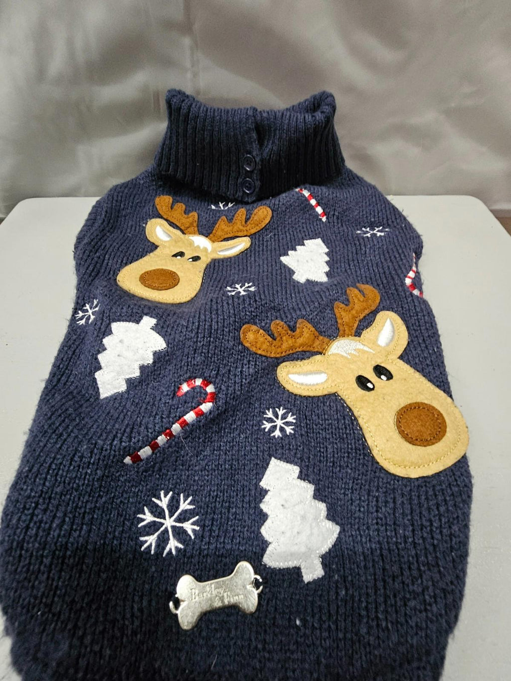 Barkley & Finn Dog Sweater Size Medium Navy Blue Reindeer Christmas Knit