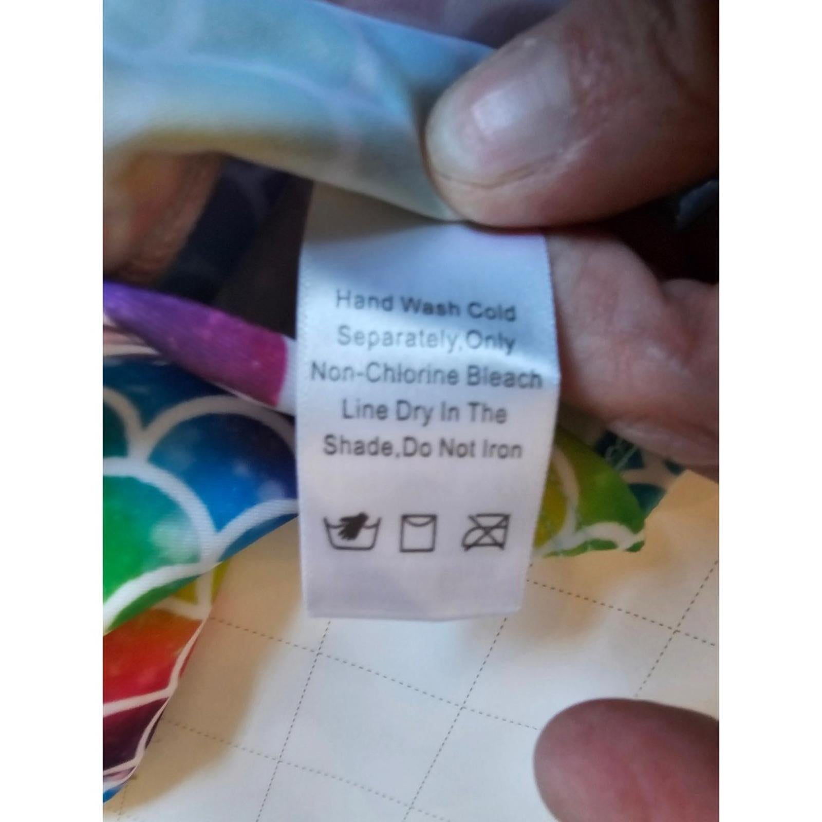 Girls Rash Guard Swimsuit Set Rainbow Mermaid Scales Sizes 2T and 3-4