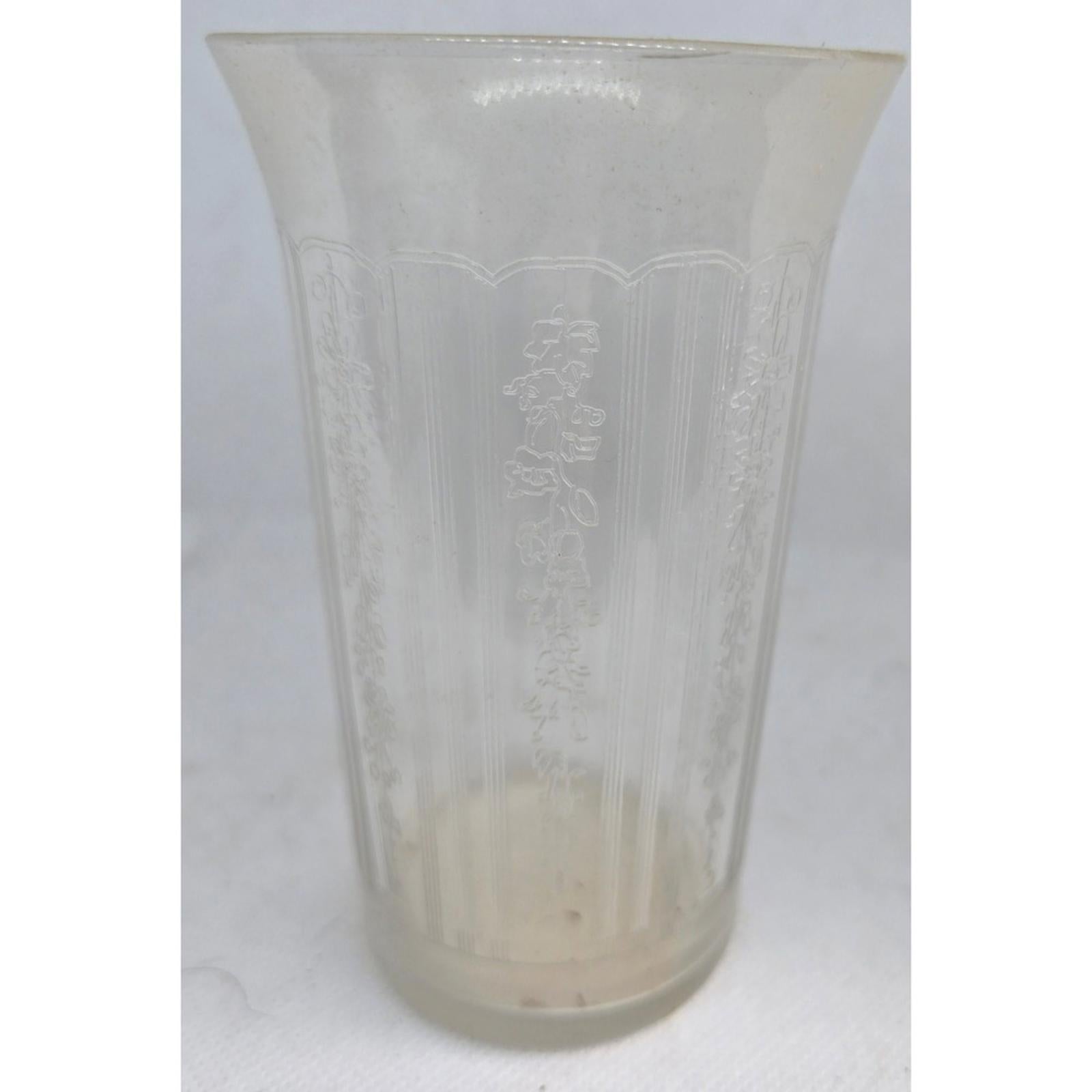 Set of 3 Vintage Etched Glasses Ribbed Floral Panel Design