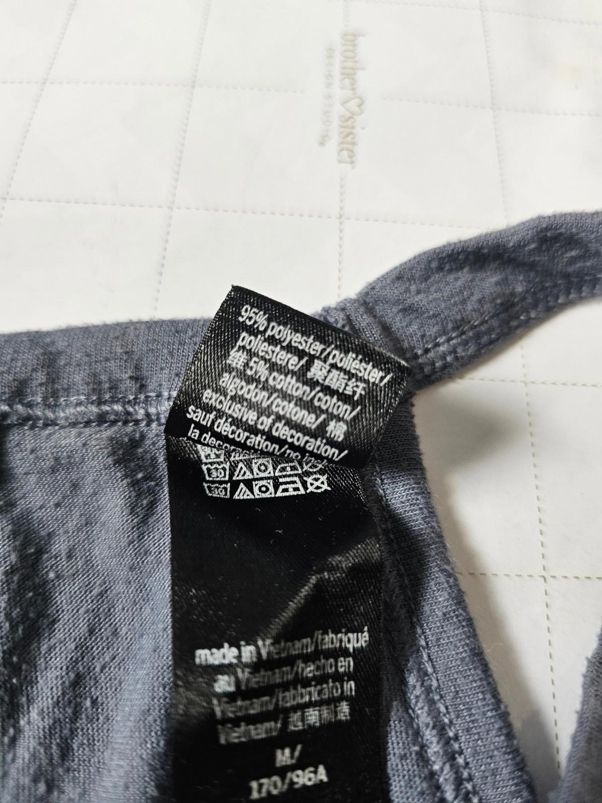 Victoria Sport Women’s High-Neck Tank Top Gray Cutout Back Size Medium