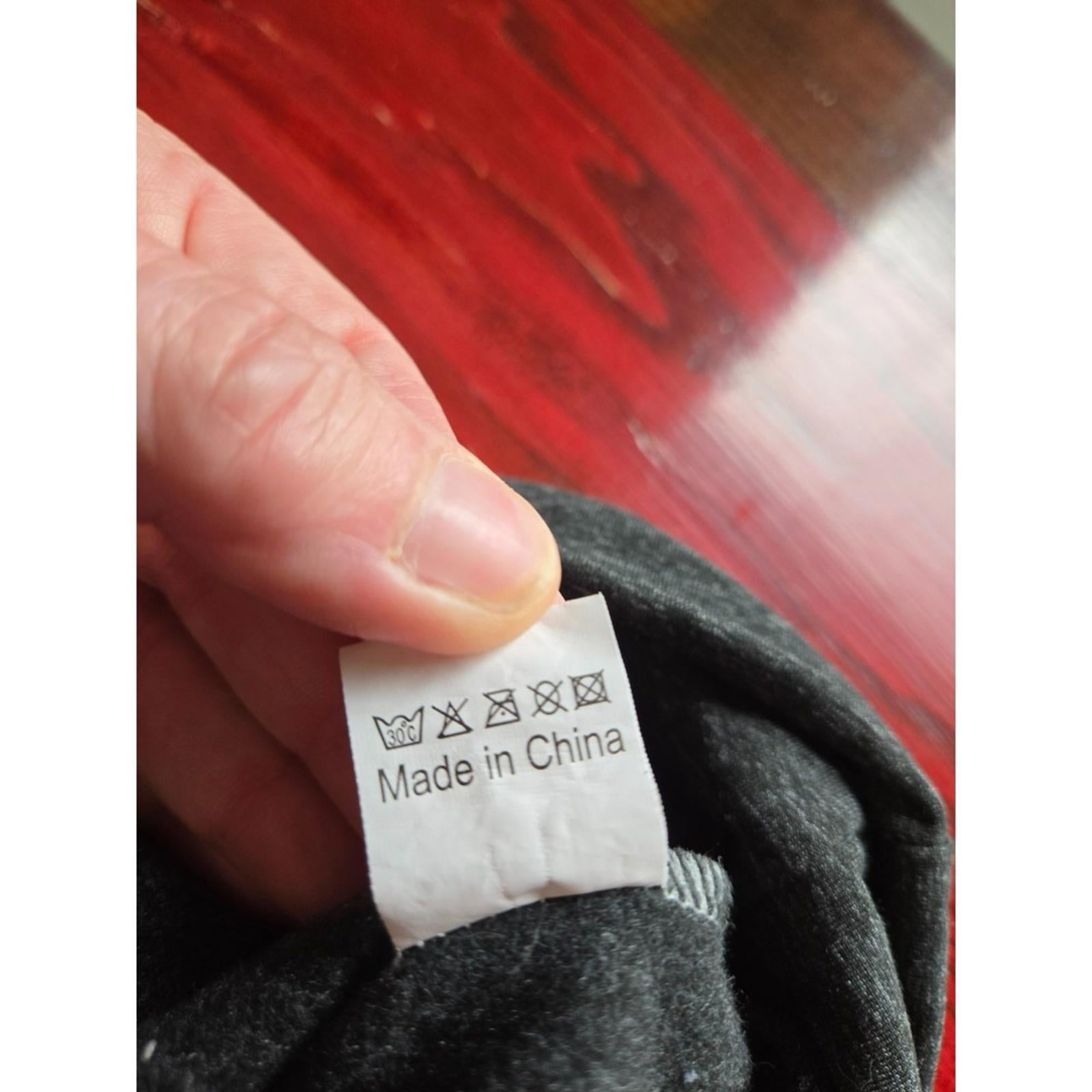 The Unbranded Brand Men's Colorblock Camo Hoodie - Size L