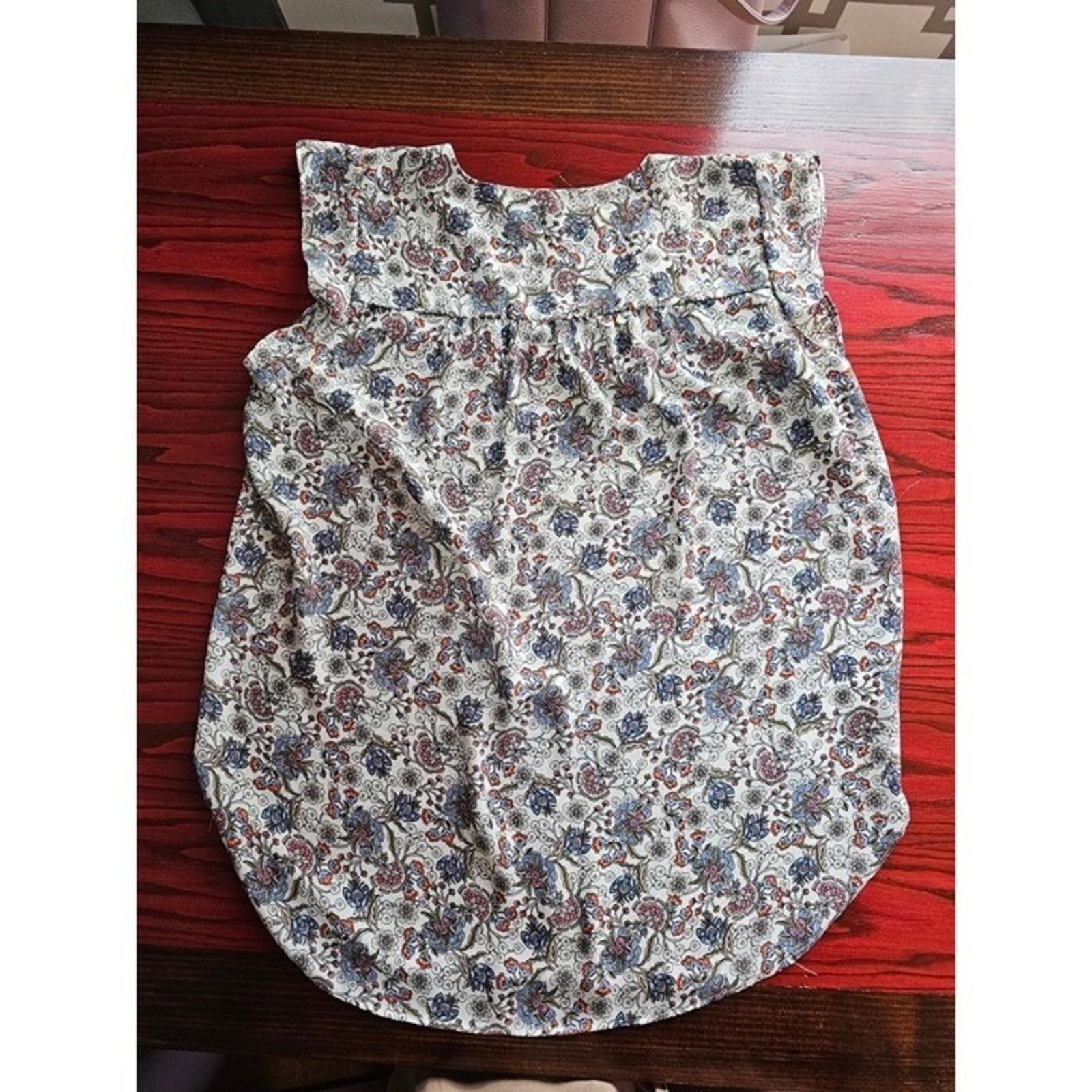 LOFT Sleeveless Floral Ruffle Blouse Women's Small