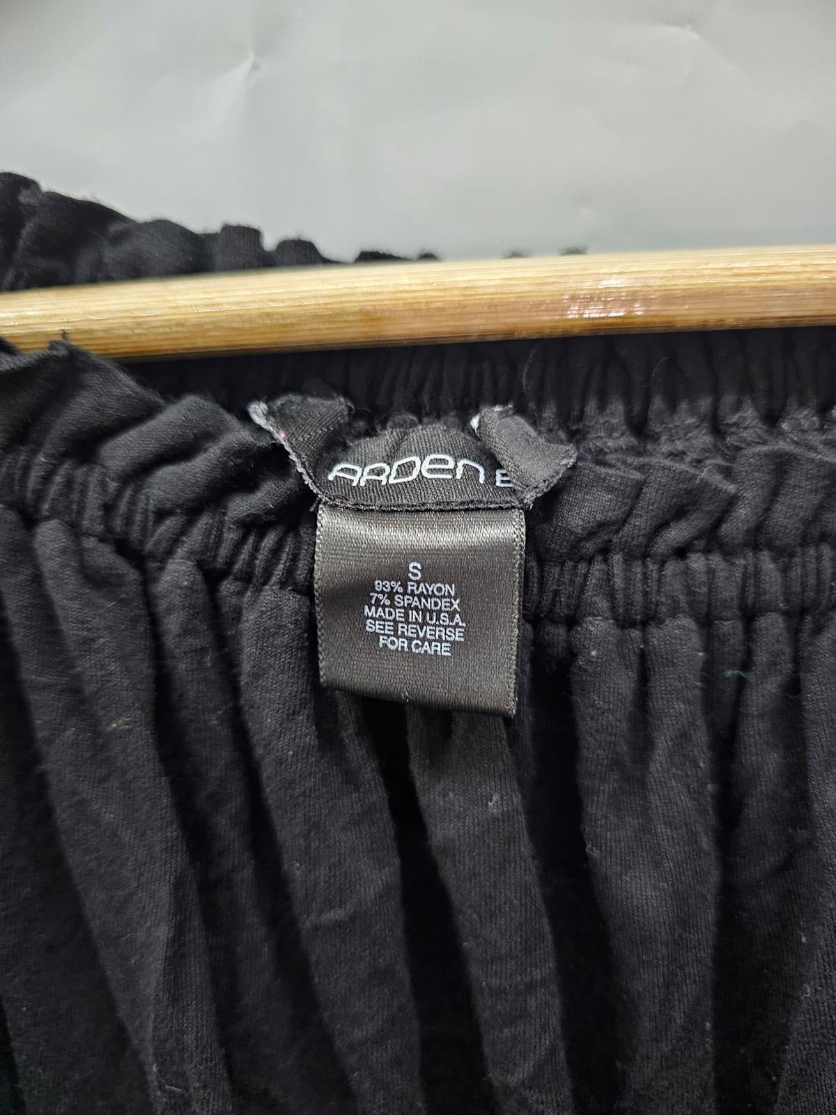 Arden B. Black Off-the-Shoulder Dress with Lace Trim Women’s Small Made in USA