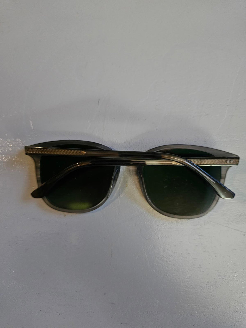 Krewe Blake Polarized Sunglasses Smoke Gray Frame Classic Cool