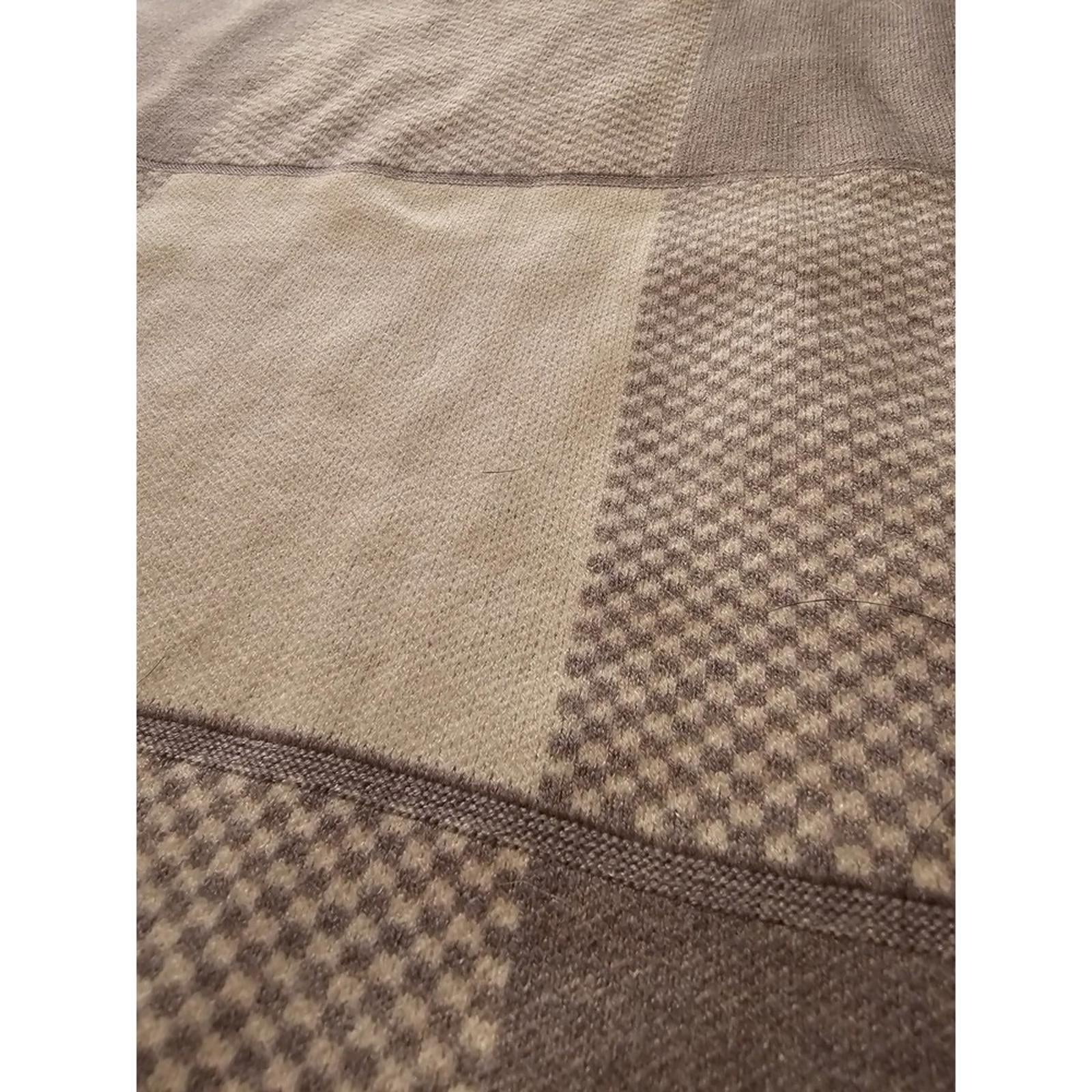 Tahari Taupe Cream Checkered Block Sweater Women's Medium