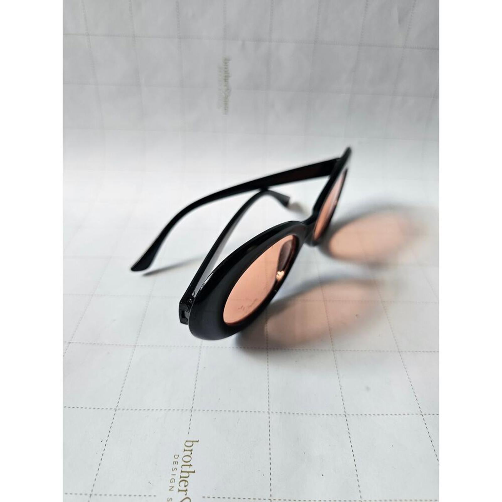 Y2K Retro Oval Sunglasses Clout Goggles White Frame