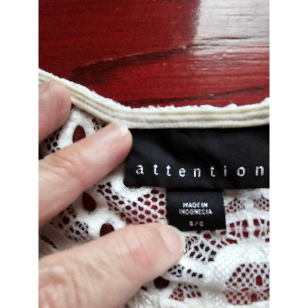 Attention White Lace Yoke Sleeveless Chiffon Blouse Size S