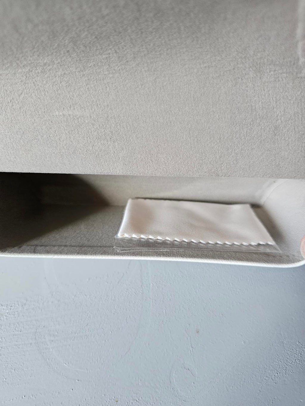 Michael Kors White Hard Shell Sunglasses Case with Cleaning Cloth