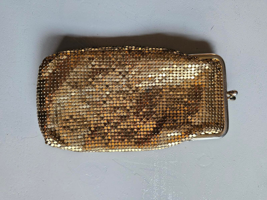 Vintage Gold Mesh Kiss-Lock Eyeglass Case / Evening Clutch – Peach Lining