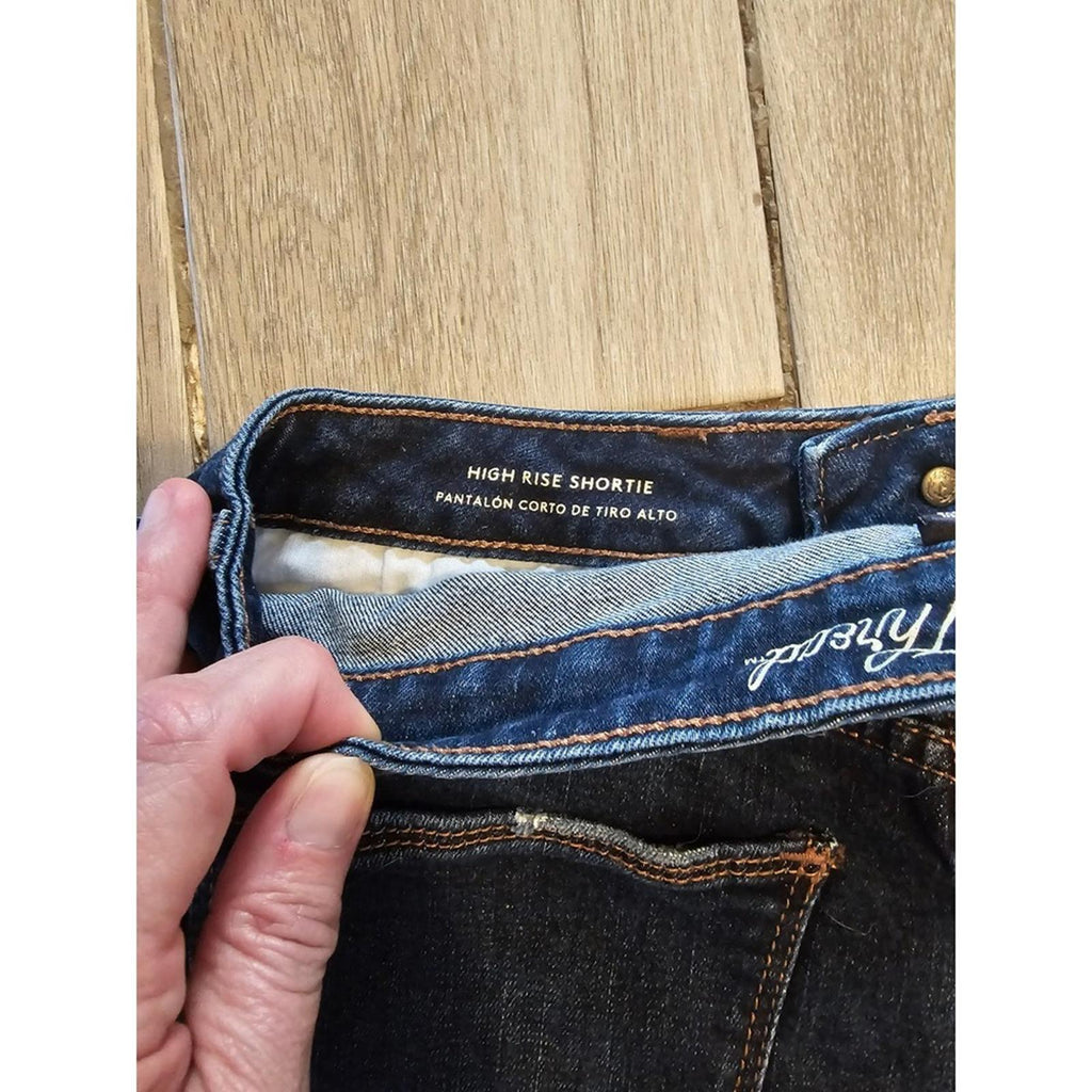 Universal Thread High Rise Denim Shorts 4 27R Distressed Cutoff Dark Wash